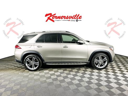 Used 2020 Mercedes-Benz GLE 350 w/ Premium Package image 8