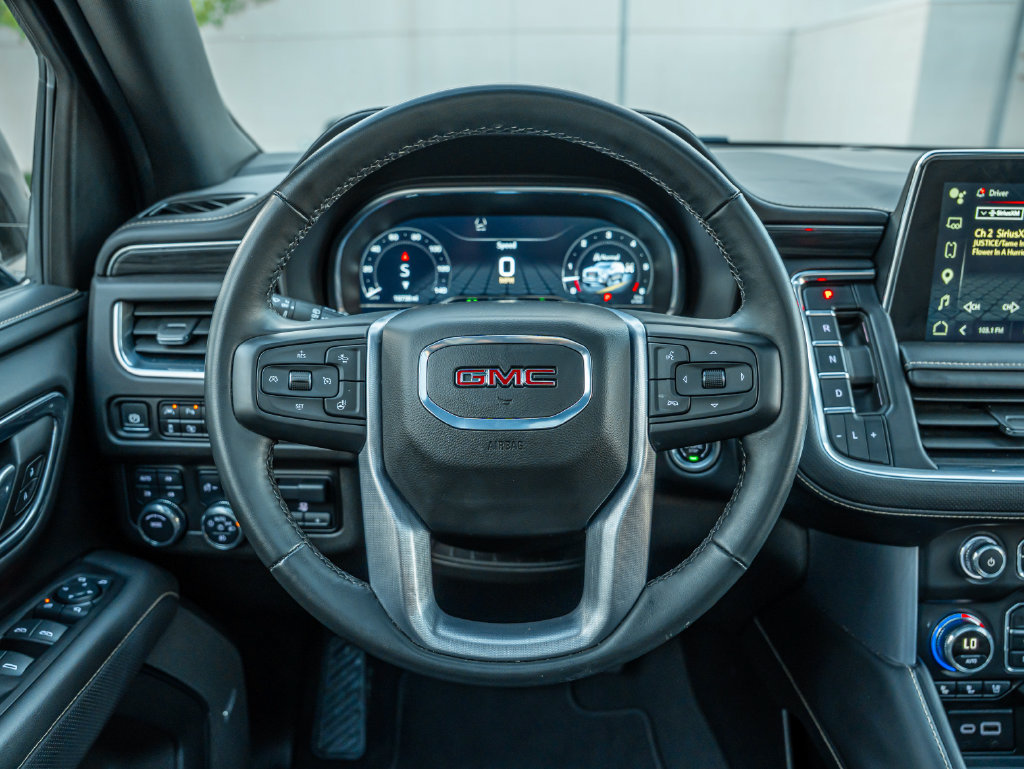 Used 2024 GMC Yukon SLT w/ SLT Premium Package AWD/4WD image 25
