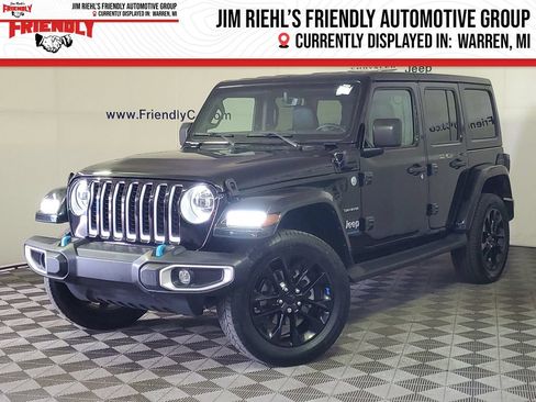 Used 2023 Jeep Wrangler Unlimited Sahara w/ Cold Weather Group AWD/4WD image 1