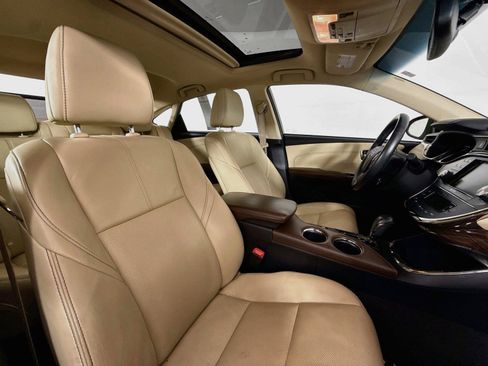 Used 2013 Toyota Avalon Limited FWD image 41