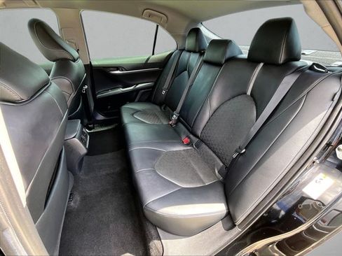 Used 2019 Toyota Camry XSE FWD image 28