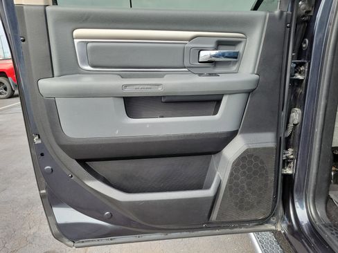 Used 2017 RAM 1500 Big Horn image 10