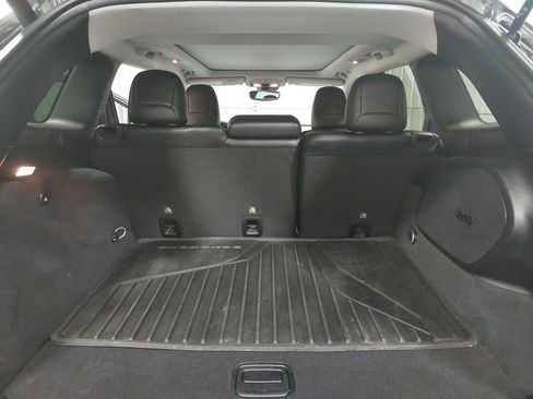 Used 2022 Jeep Cherokee Limited w/ Sun & Sound Group image 12