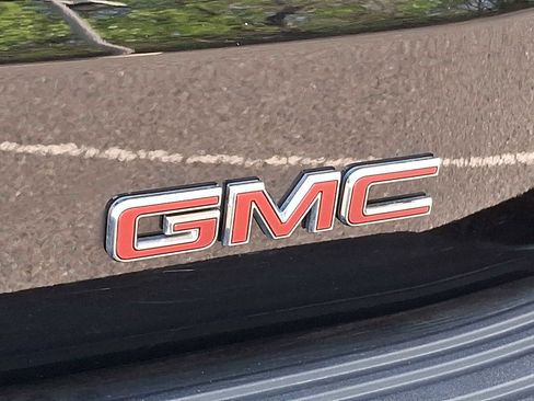 Used 2025 GMC Yukon Denali AWD/4WD image 31