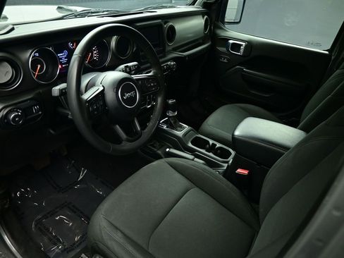 Used 2023 Jeep Wrangler Sport S image 47