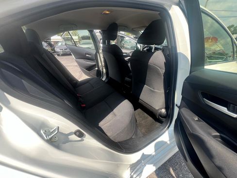 Used 2020 Toyota Corolla LE image 22