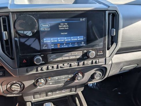 Used 2025 Nissan Frontier S AWD/4WD image 24