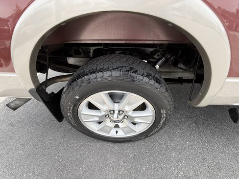 Used 2010 Ford F150 Lariat AWD/4WD image 36