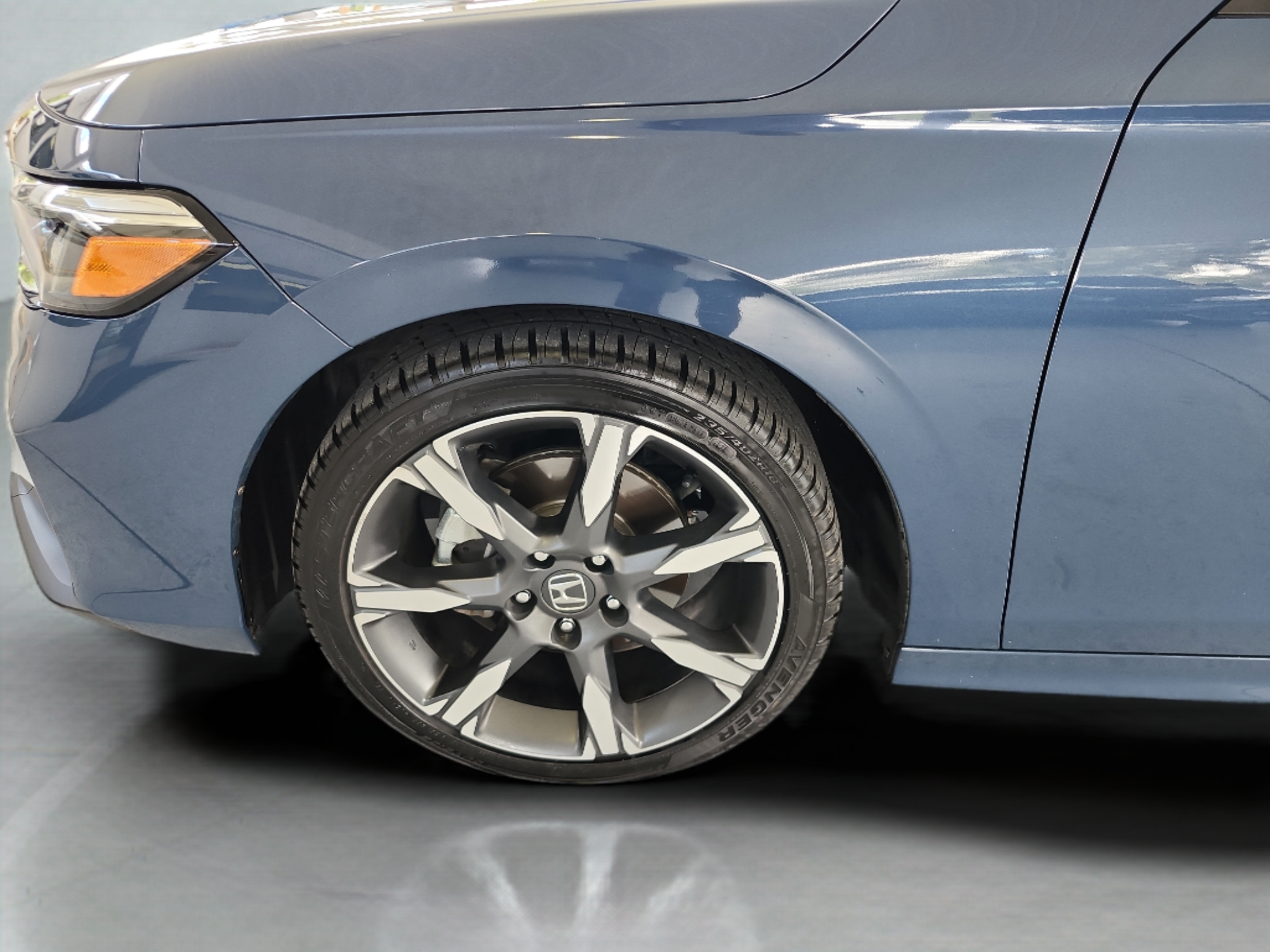 Certified 2025 Honda Civic Sport Touring image 29