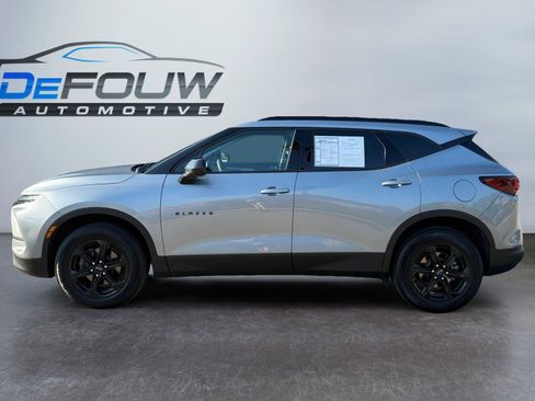 Used 2023 Chevrolet Blazer LT w/ Convenience Package FWD image 6
