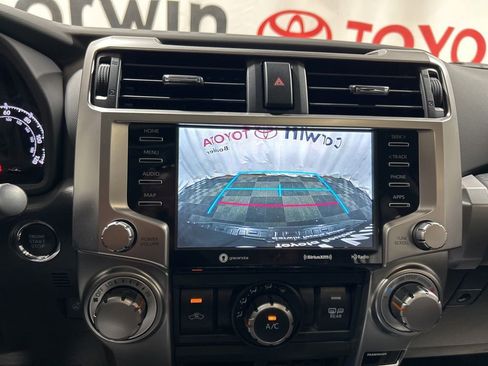 Used 2024 Toyota 4Runner SR5 Premium w/ Moonroof Package AWD/4WD image 31