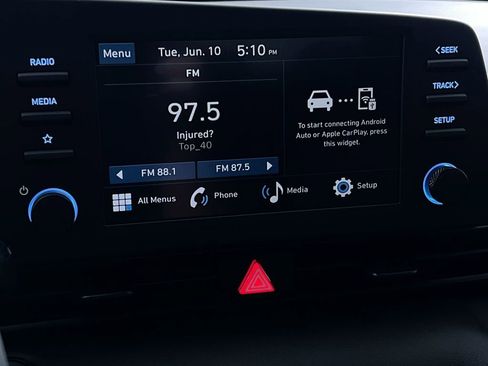 Used 2025 Hyundai Elantra Sport image 18