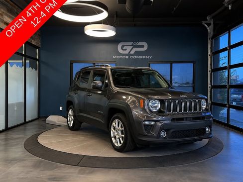 Used 2020 Jeep Renegade Latitude w/ Cold Weather Group AWD/4WD image 1