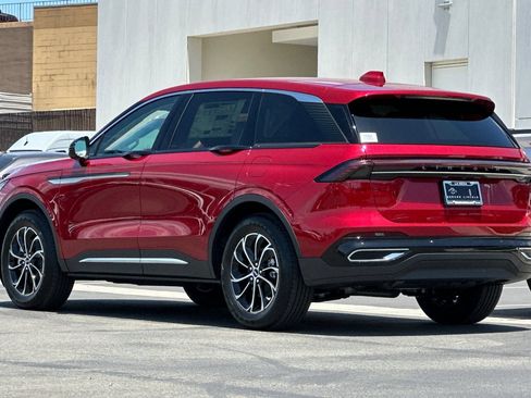 New 2026 Lincoln Nautilus Premier AWD/4WD image 5