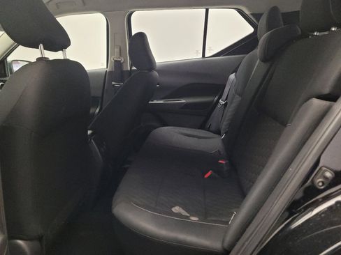 Used 2021 Nissan Kicks SV FWD image 18
