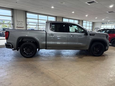 Used 2025 GMC Sierra 1500 Elevation RWD image 3