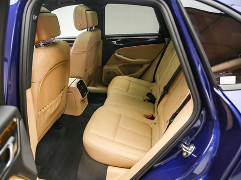 Certified 2026 Porsche Macan AWD/4WD image 23