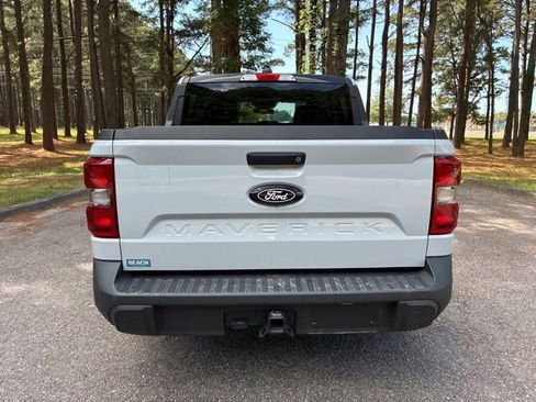 Used 2025 Ford Maverick XLT w/ XLT Luxury Package AWD/4WD image 4