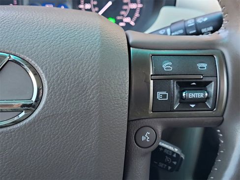 Used 2011 Lexus GX 460 Premium image 24