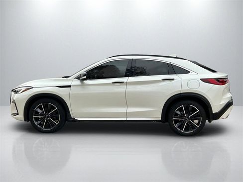 Used 2023 INFINITI QX55 Essential image 8