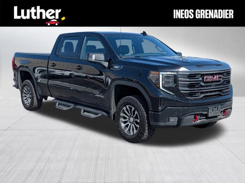 Used 2022 GMC Sierra 1500 AT4 w/ Technology Package AWD/4WD image 1