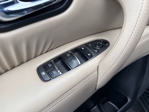 Used 2019 Nissan Armada Platinum w/ Captain's Chairs Package image 10