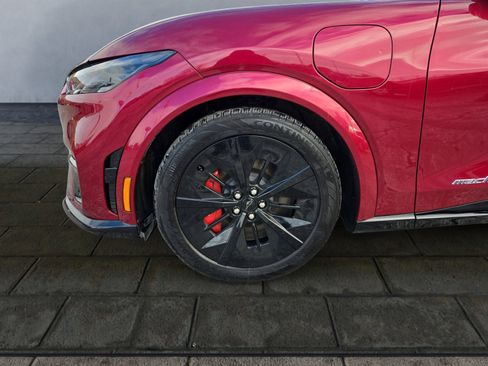 Certified 2025 Ford Mustang Mach-E GT image 26