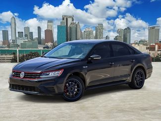 Used 2018 Volkswagen Passat 3.6 video 1