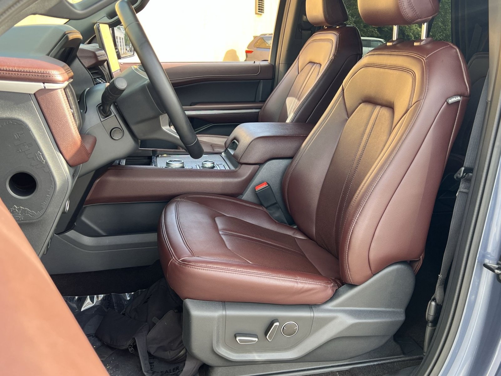 Used 2023 Ford Expedition Max Limited AWD/4WD image 18