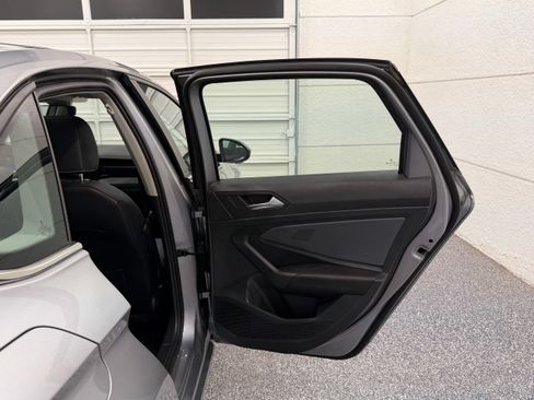 Used 2026 Volkswagen Jetta SE FWD image 26