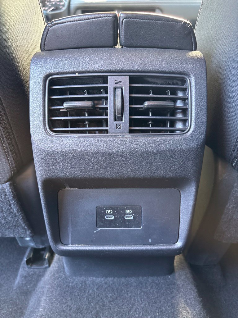Used 2024 Nissan Rogue SV FWD image 26