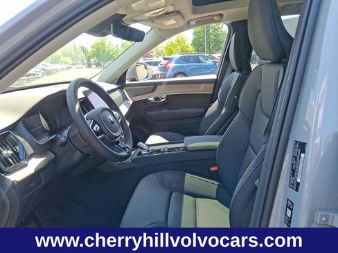 New 2026 Volvo XC90 B6 Plus w/ Protection Package Premier image 14