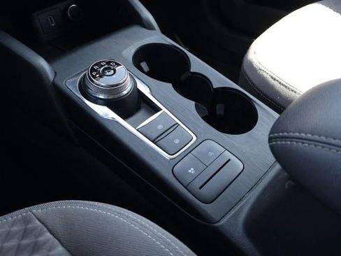 Used 2020 Ford Escape SE AWD/4WD image 9