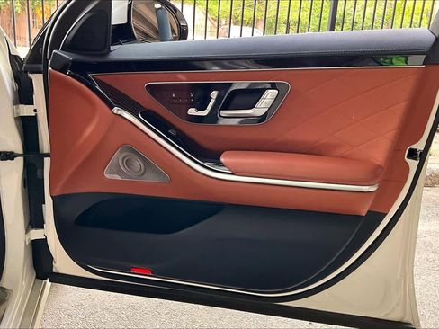 Used 2021 Mercedes-Benz S 580 4MATIC Sedan image 22