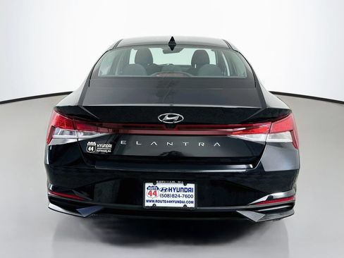 Used 2023 Hyundai Elantra SEL w/ Convenience Package FWD image 7