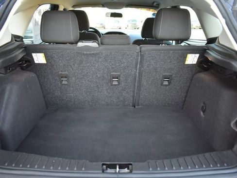 Used 2017 Ford Focus SE image 30