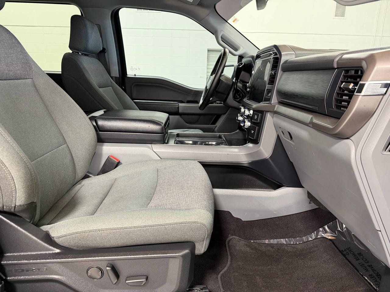Used 2024 Ford F150 XLT w/ Equipment Group 302A MID AWD/4WD image 26