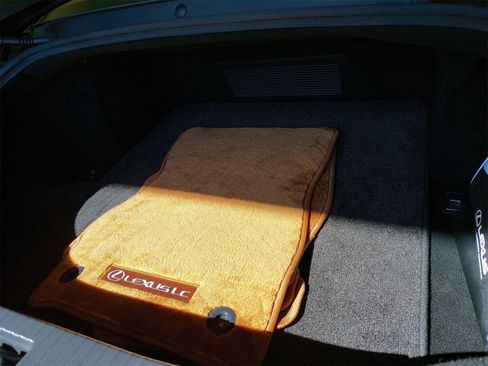 Used 2018 Lexus LC 500 Coupe image 11