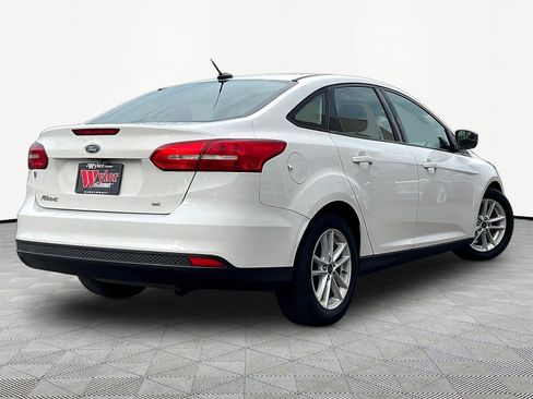 Used 2018 Ford Focus SE w/ Interior Protection Package FWD image 6