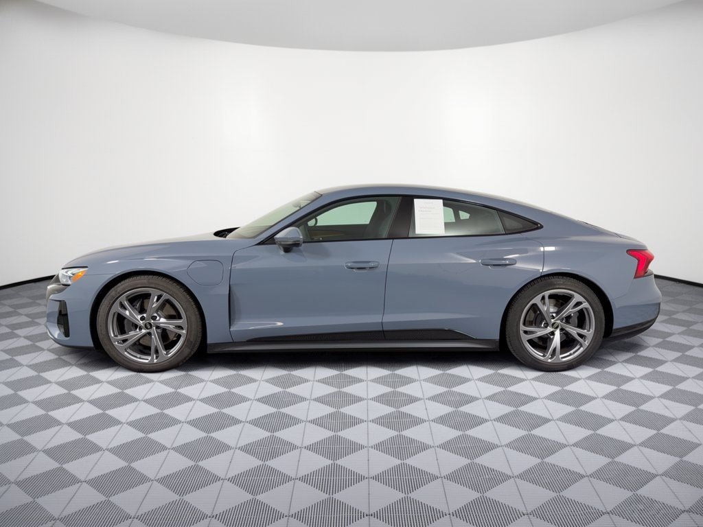 Used 2023 Audi e-tron GT Premium Plus AWD/4WD image 2