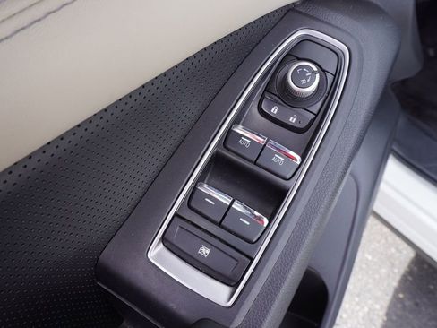 Used 2020 Subaru Ascent Limited w/ Popular Package #2A image 16