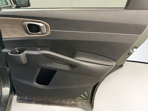 Used 2023 Kia Sorento S w/ Panoramic Sunroof Package image 33