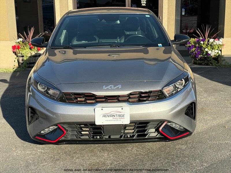 Used 2023 Kia Forte GT-Line w/ GT-Line Premium Package FWD image 2