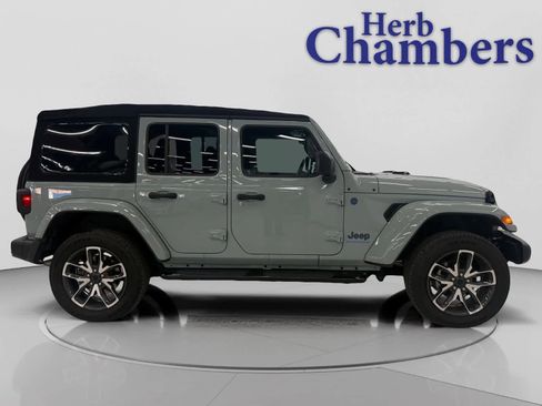 Used 2024 Jeep Wrangler Sport w/ Convenience Group AWD/4WD image 10