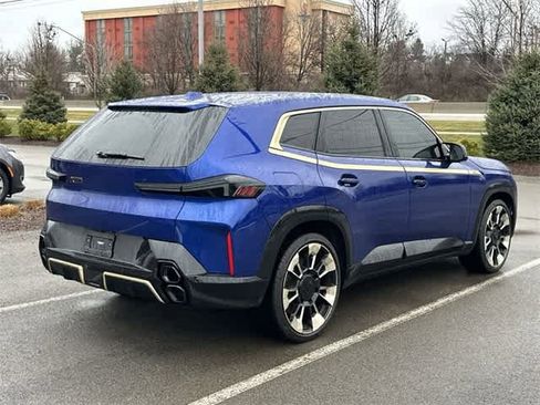 Used 2023 BMW XM image 24