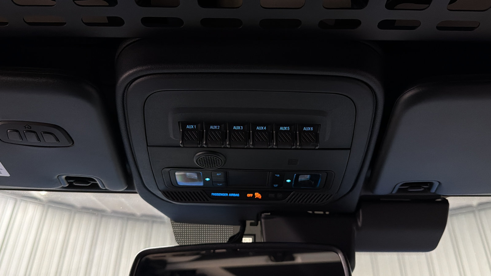 Used 2025 Ford Bronco Badlands AWD/4WD image 33