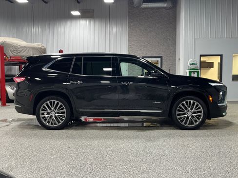 Certified 2025 Buick Enclave Avenir w/ Super Cruise Package image 6