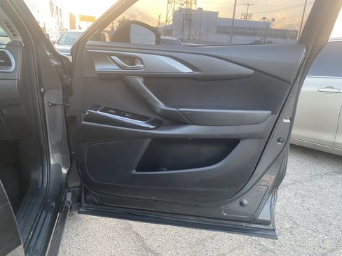 Used 2019 MAZDA CX-9 Sport image 20