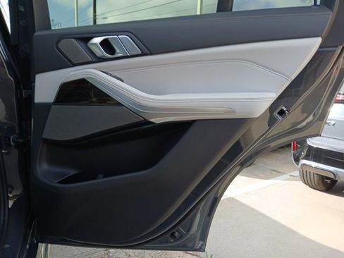 New 2026 BMW X5 xDrive40i AWD/4WD image 11