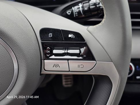 Certified 2025 Hyundai Elantra Sport FWD image 25
